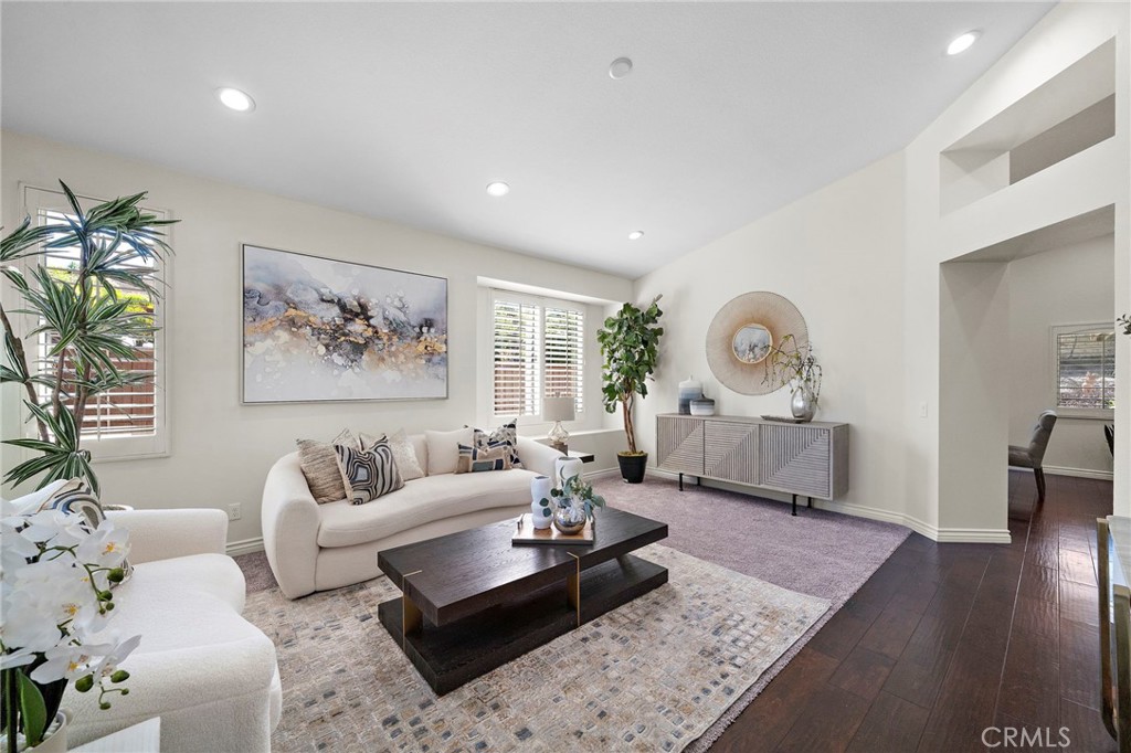 974 Silvercreek Road