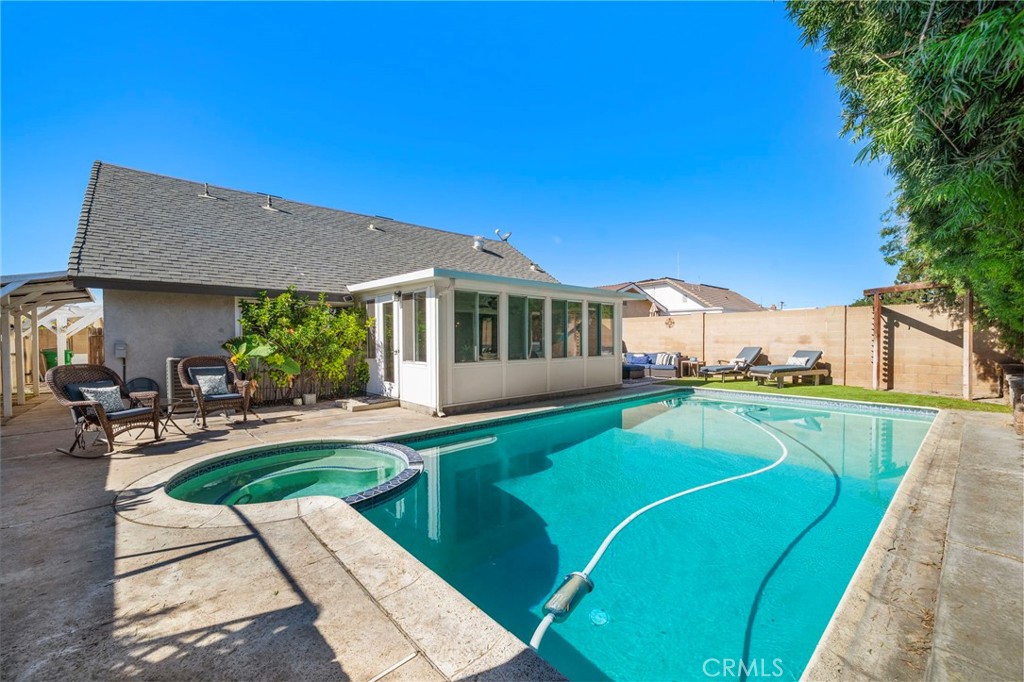 16102 Nelson Street Westminster Ca Us 92683 Oc26227954