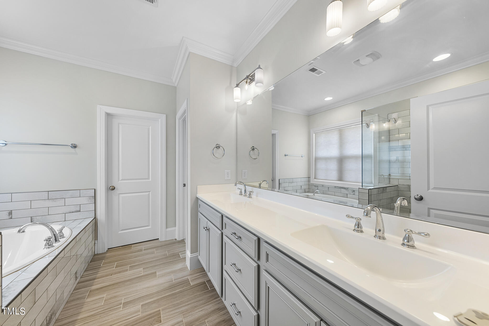 6411 Rosny Road