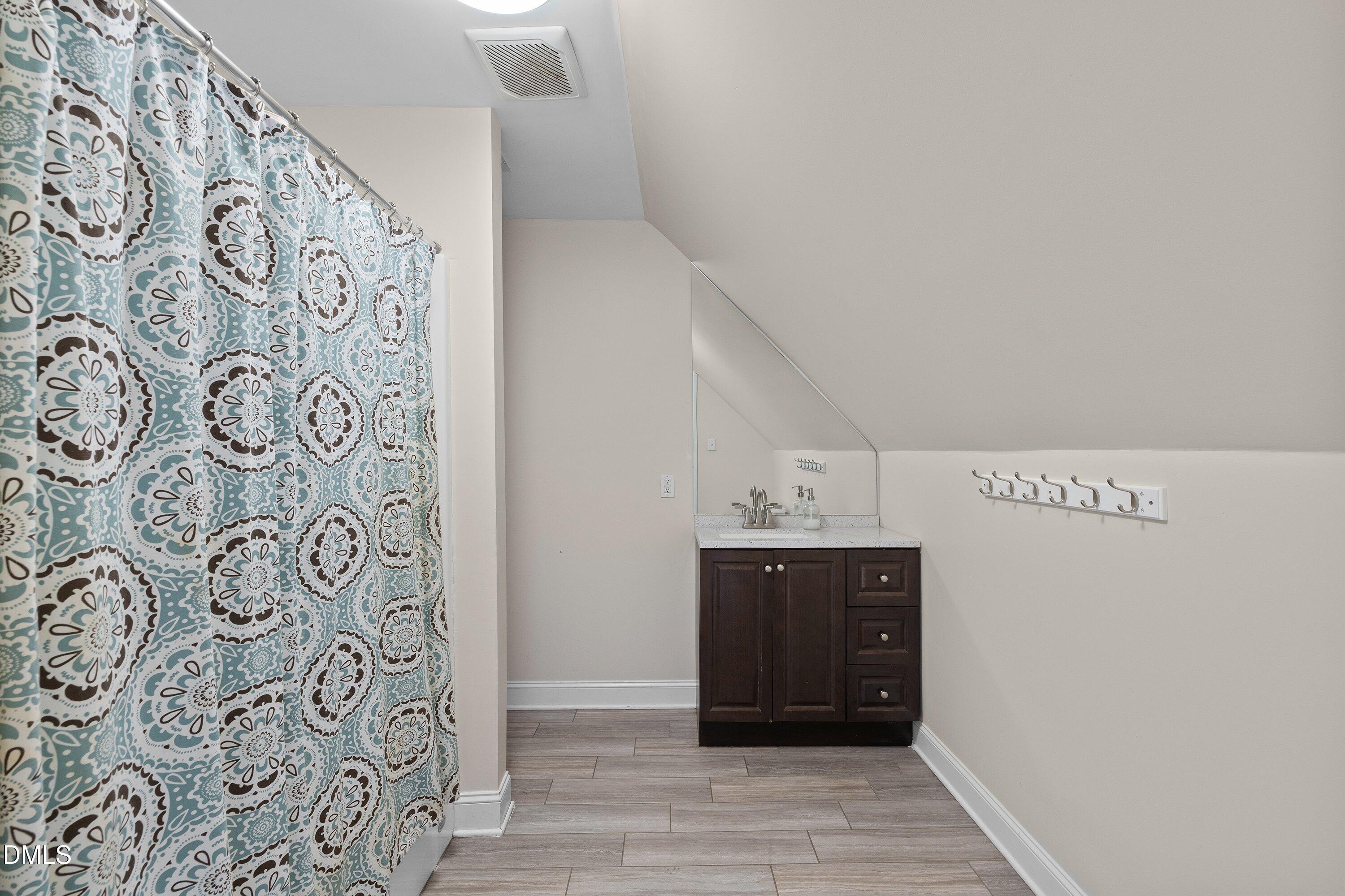 6220 Standing Oak Lane