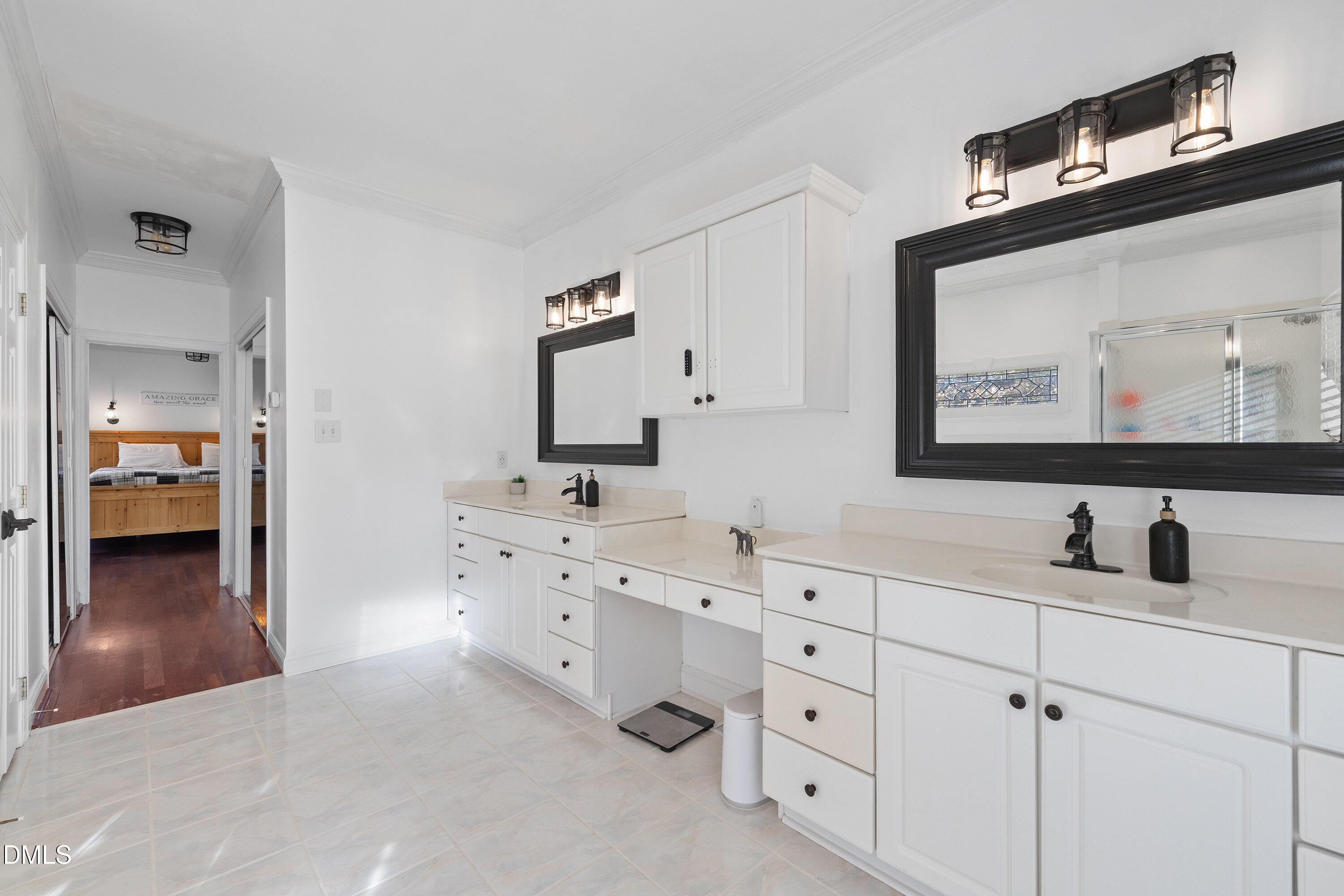 6220 Standing Oak Lane