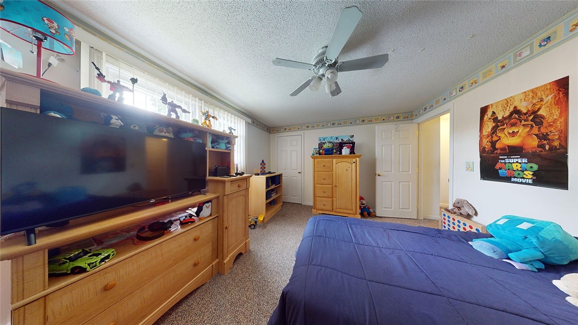 8 Hill Avenue