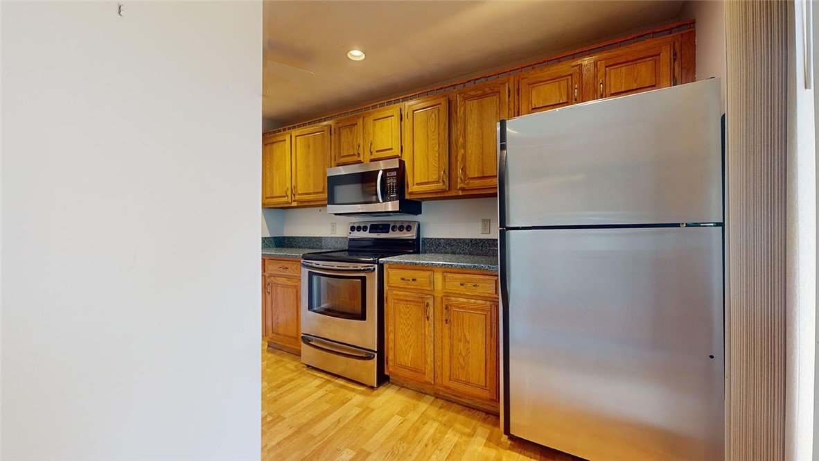 14 Caddy Rock Road D