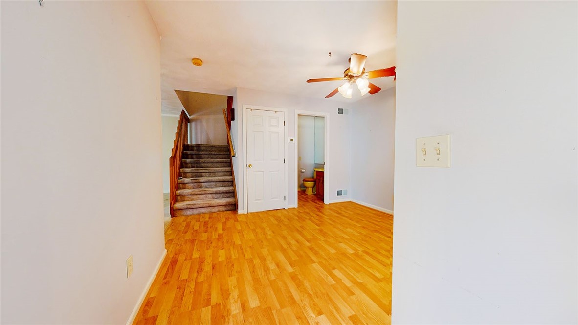14 Caddy Rock Road D