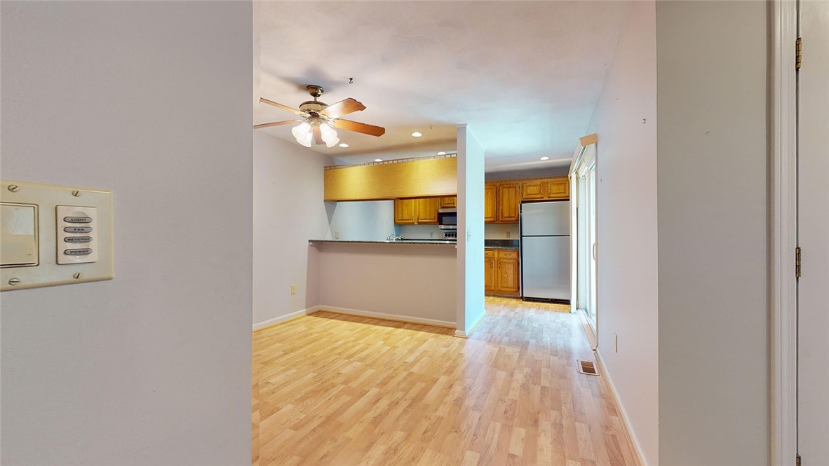 14 Caddy Rock Road D