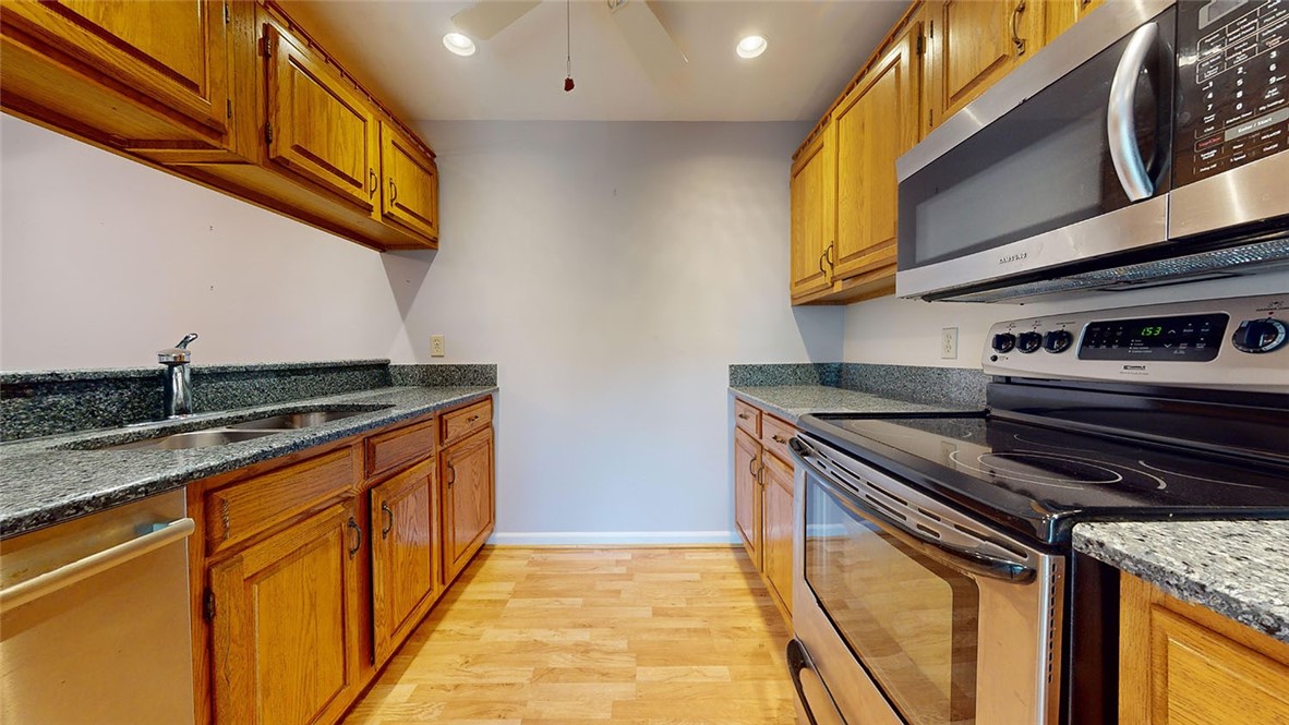 14 Caddy Rock Road D