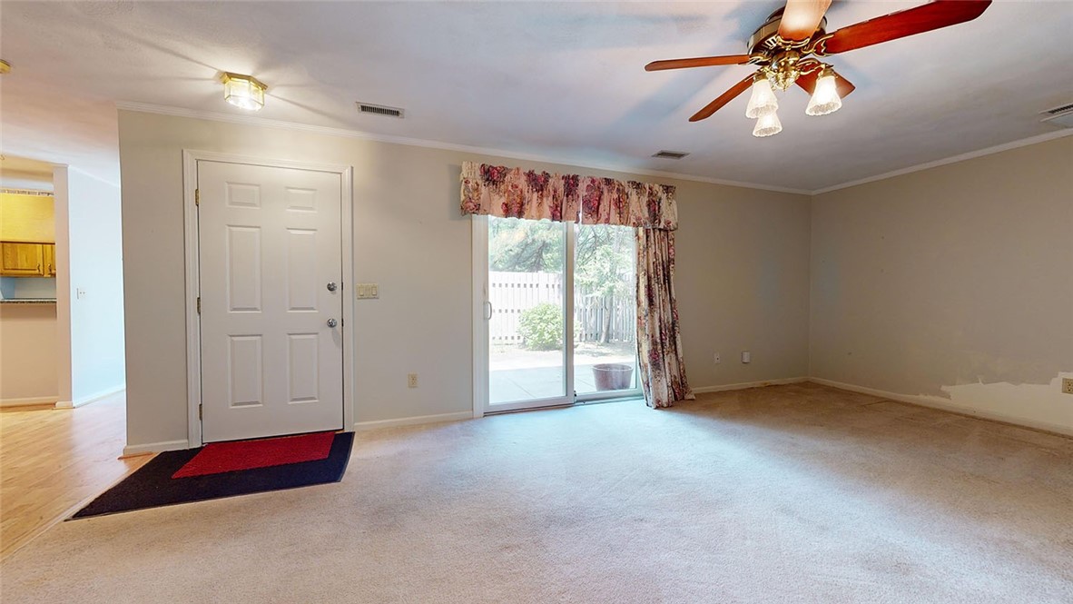 14 Caddy Rock Road D