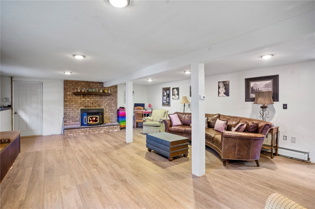 8 Christopher Drive