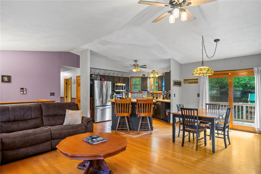 8 Christopher Drive