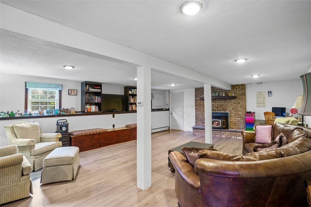 8 Christopher Drive