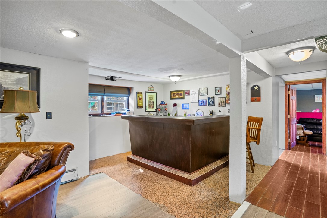 8 Christopher Drive