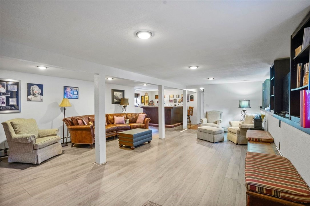 8 Christopher Drive