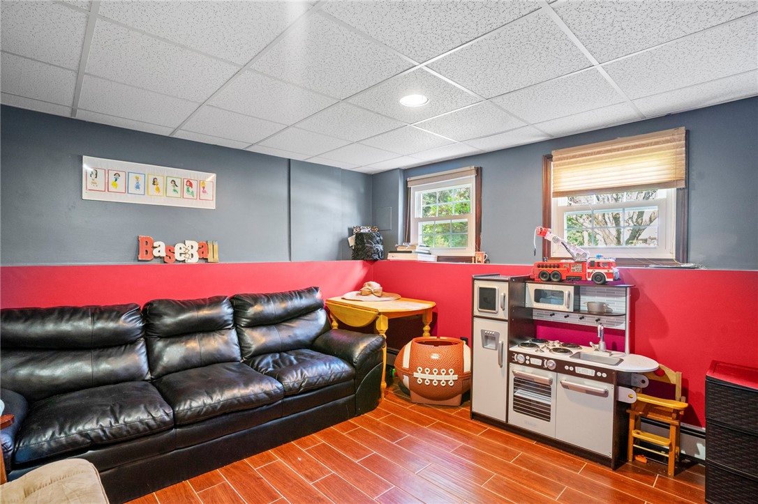 8 Christopher Drive