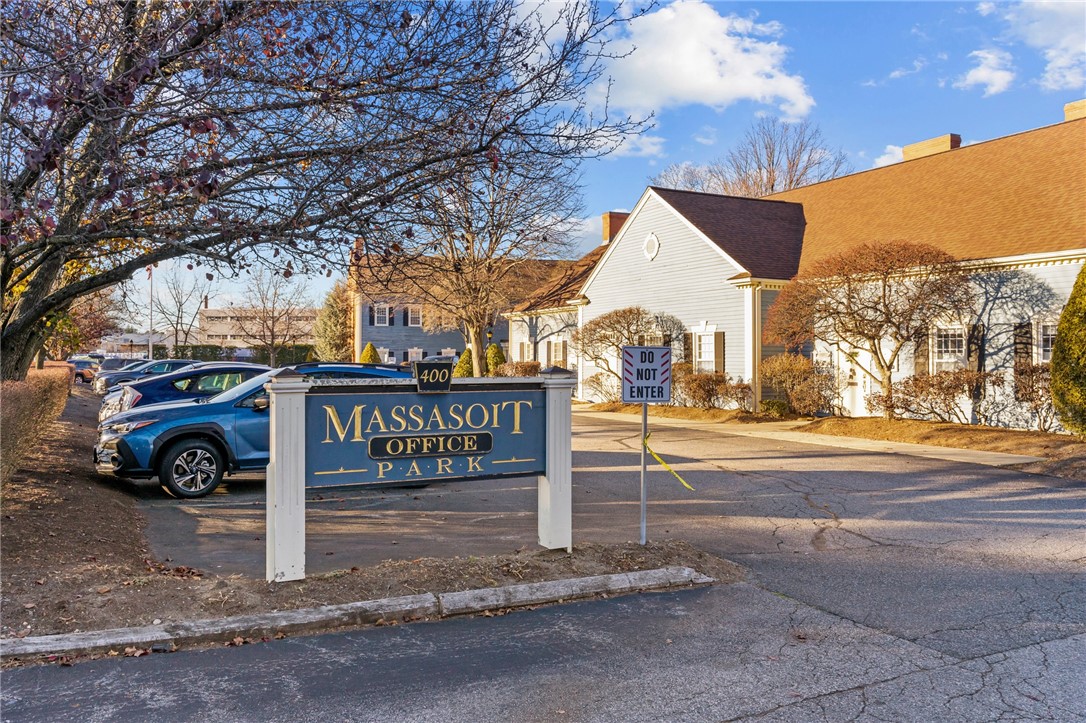 400 Massasoit Avenue 111