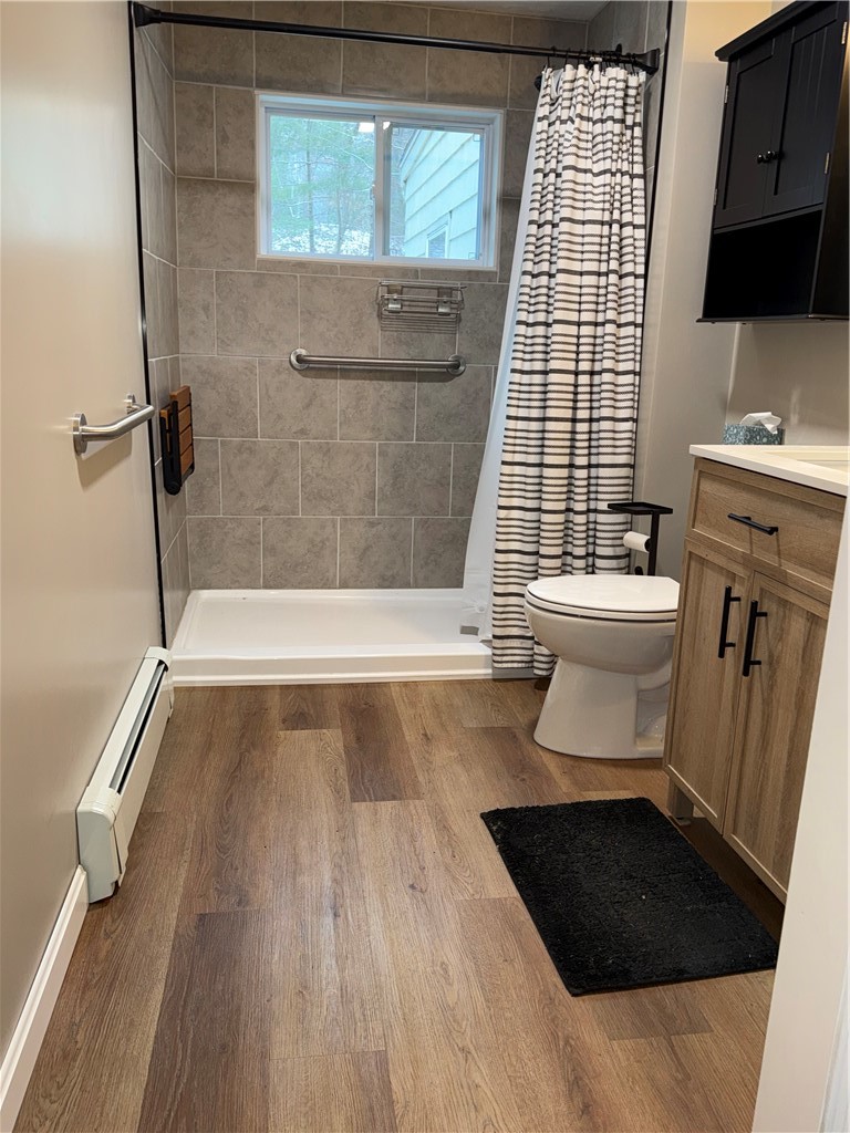 212 Farnum Pike