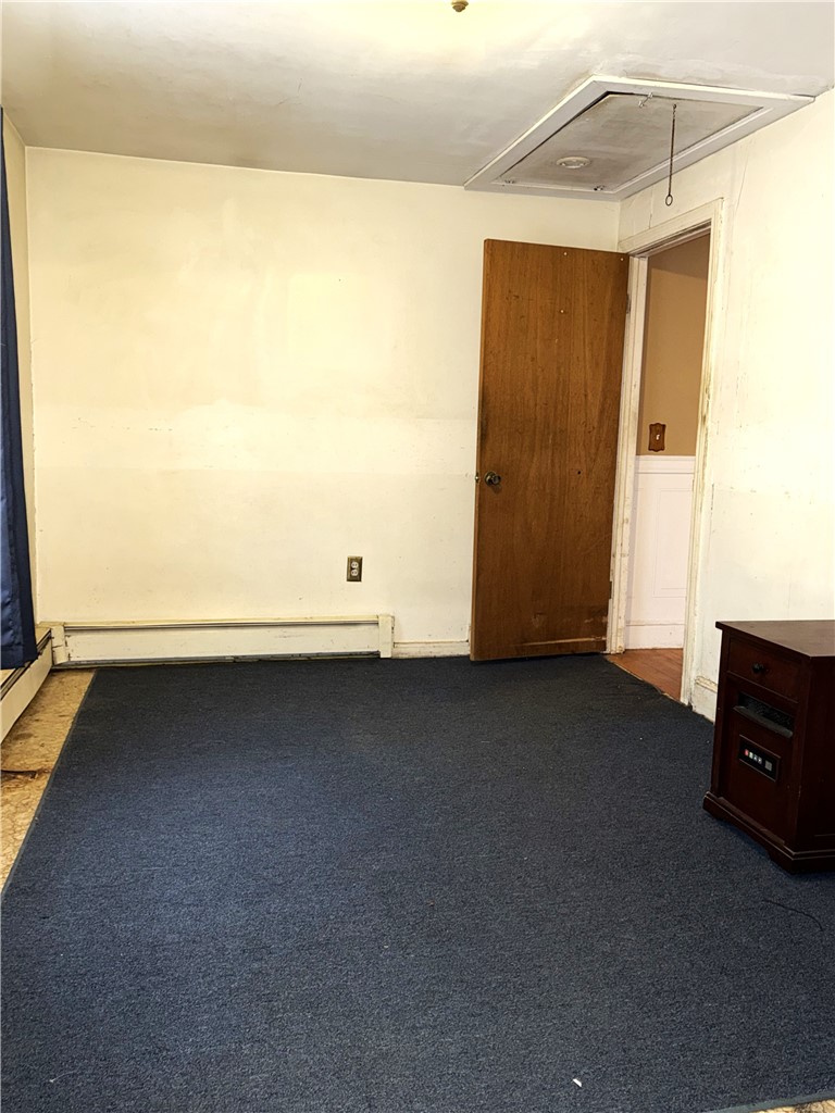 212 Farnum Pike