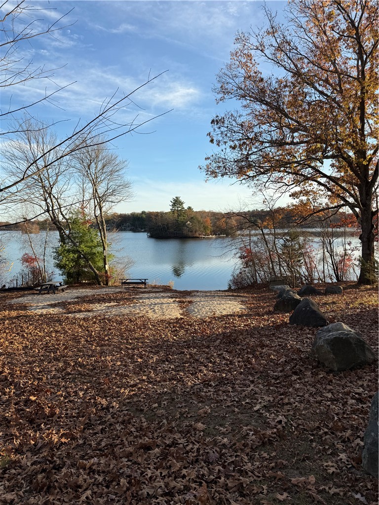 7 Long Meadow Drive