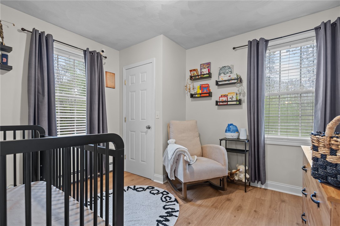 2792 Victory Highway