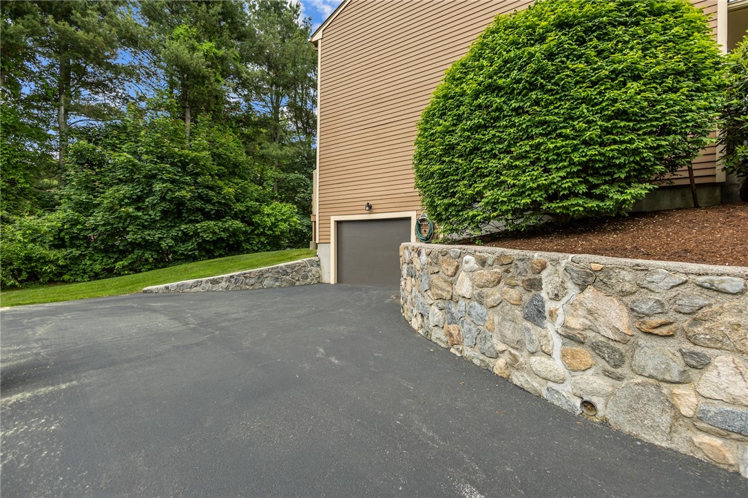 2 Tamarac Drive A