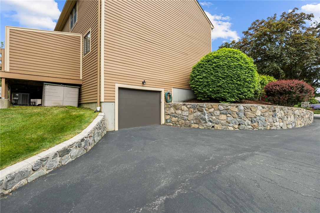 2 Tamarac Drive A