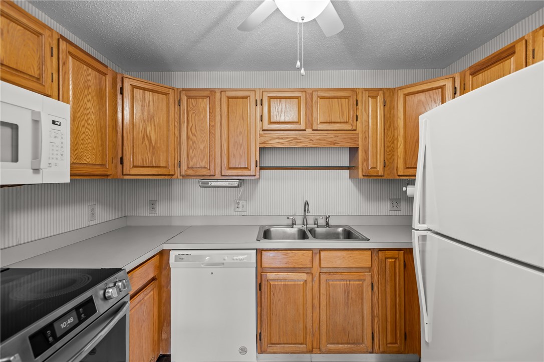 1800 Douglas Avenue 310