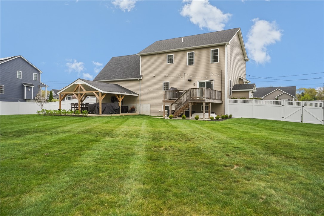 81 Golden View Drive