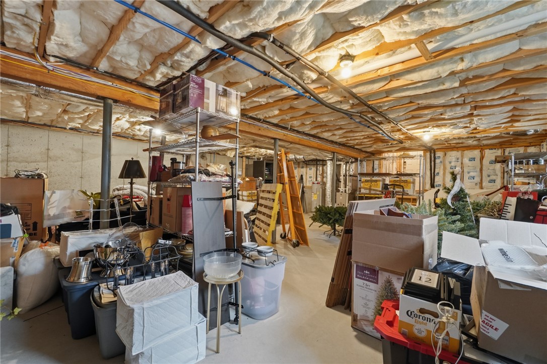 81 Golden View Drive