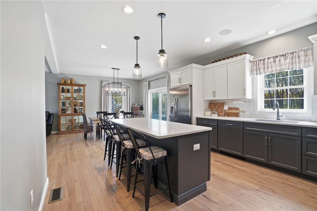 81 Golden View Drive
