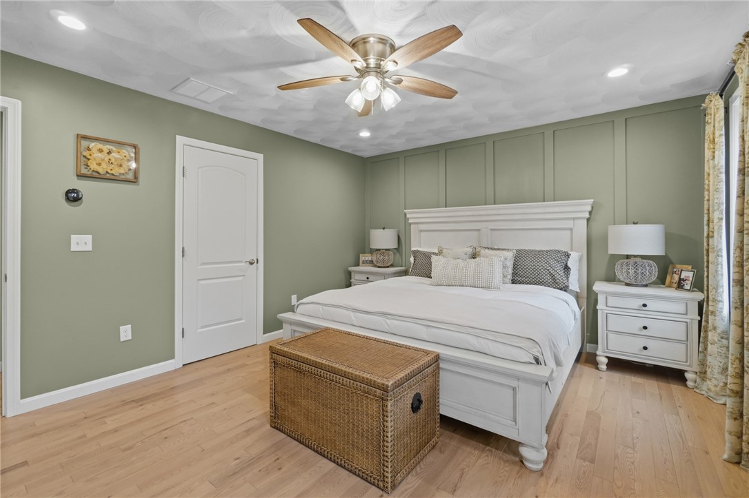 81 Golden View Drive