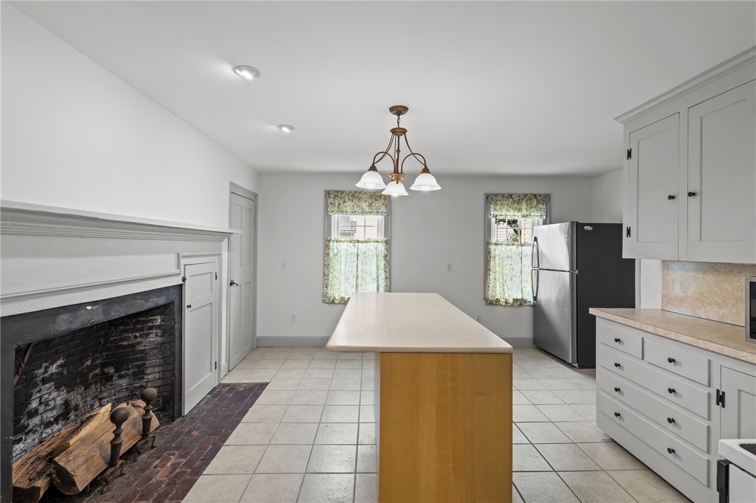 189 Danielson Pike