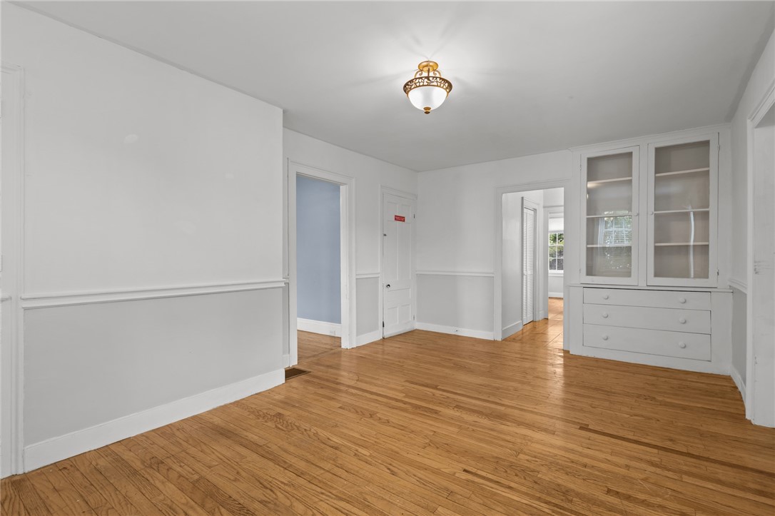 189 Danielson Pike