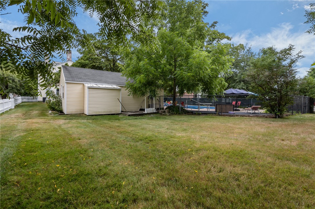 189 Danielson Pike