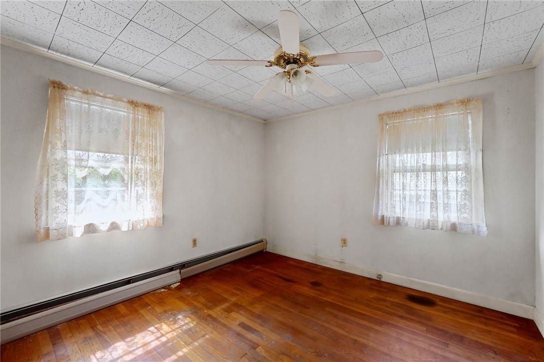 5 Robert Avenue