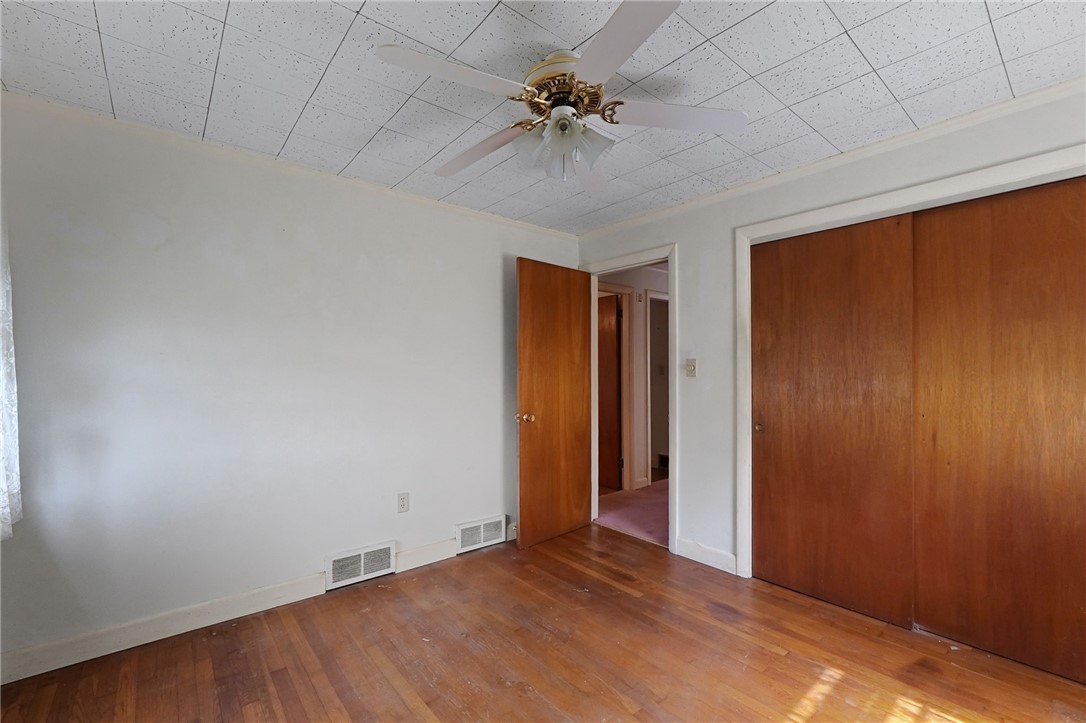 5 Robert Avenue