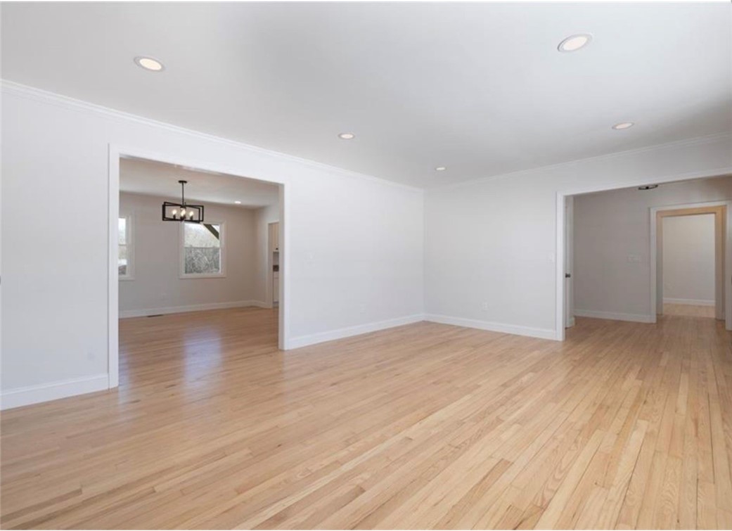 36 Kinnicutt Avenue