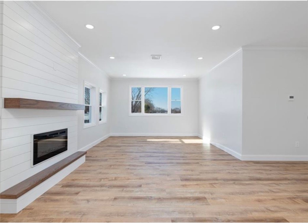 36 Kinnicutt Avenue