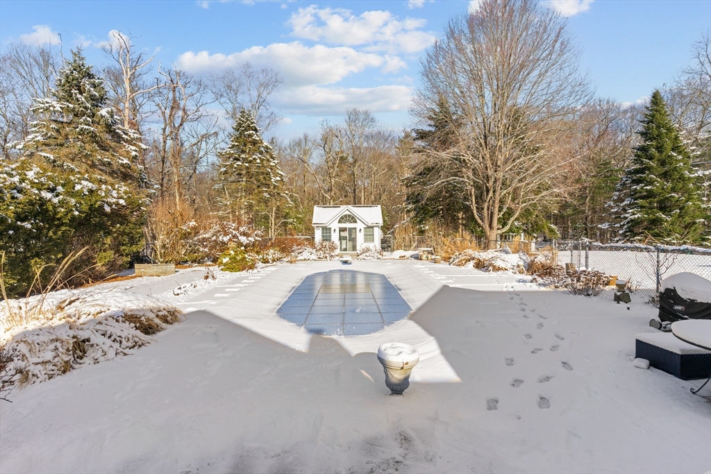 16 Shannon Ln