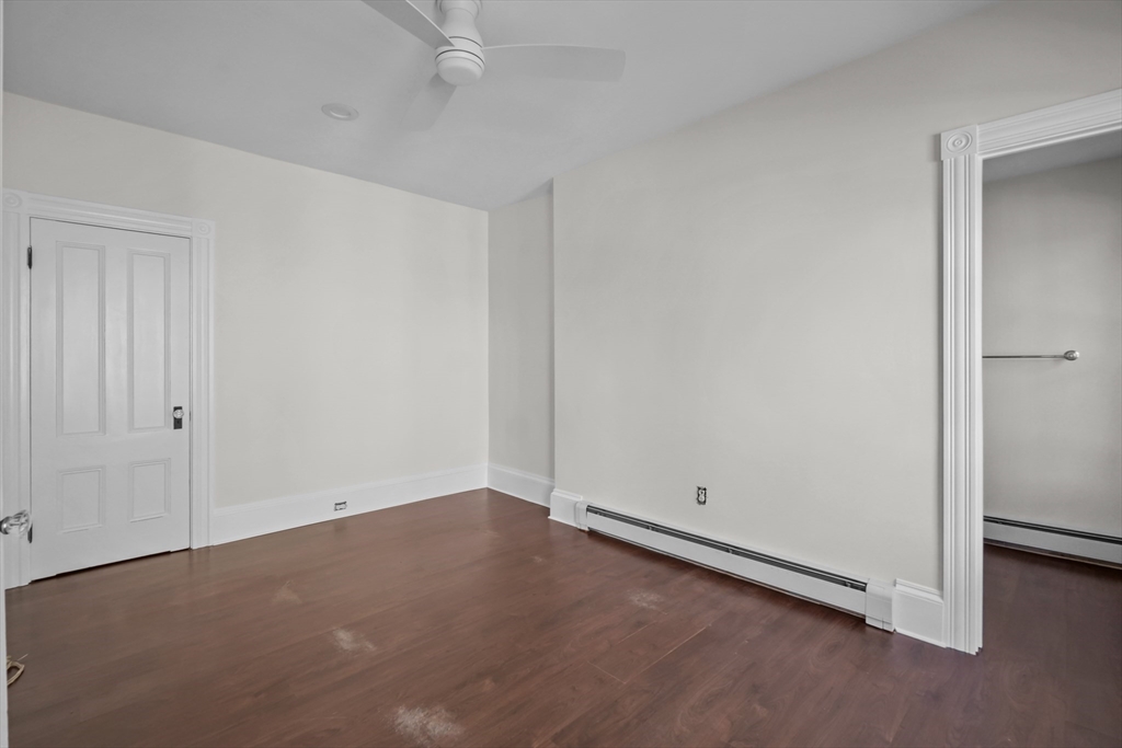 32 Cottage St