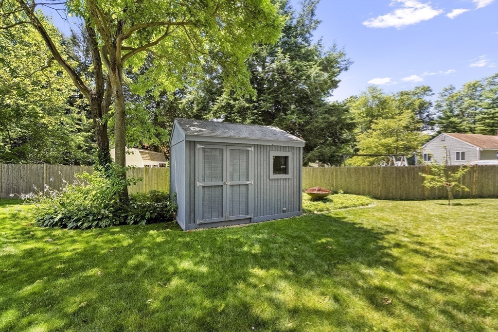 73 Fruit St