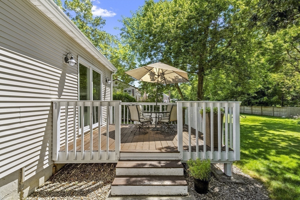 73 Fruit St