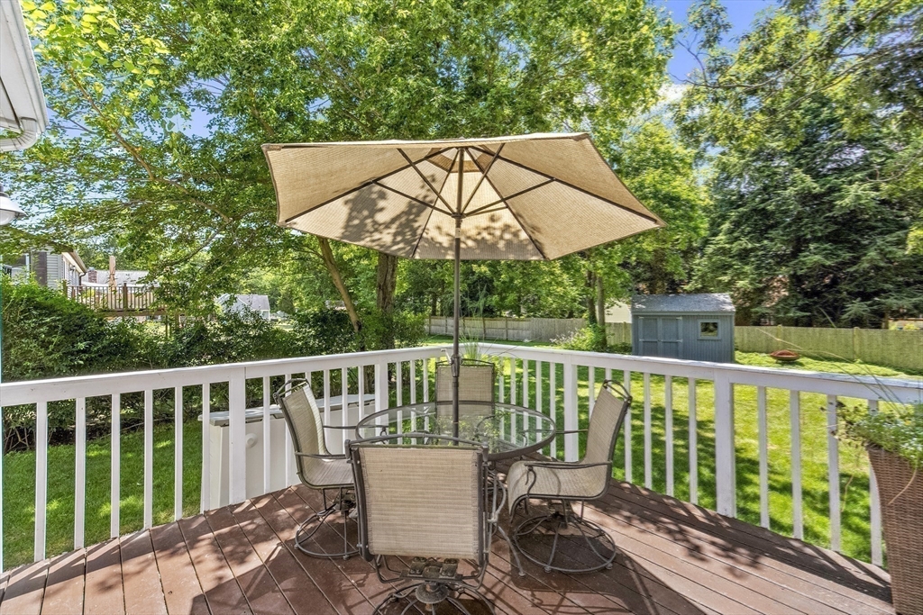 73 Fruit St