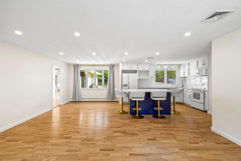 58 Cynthia Rd