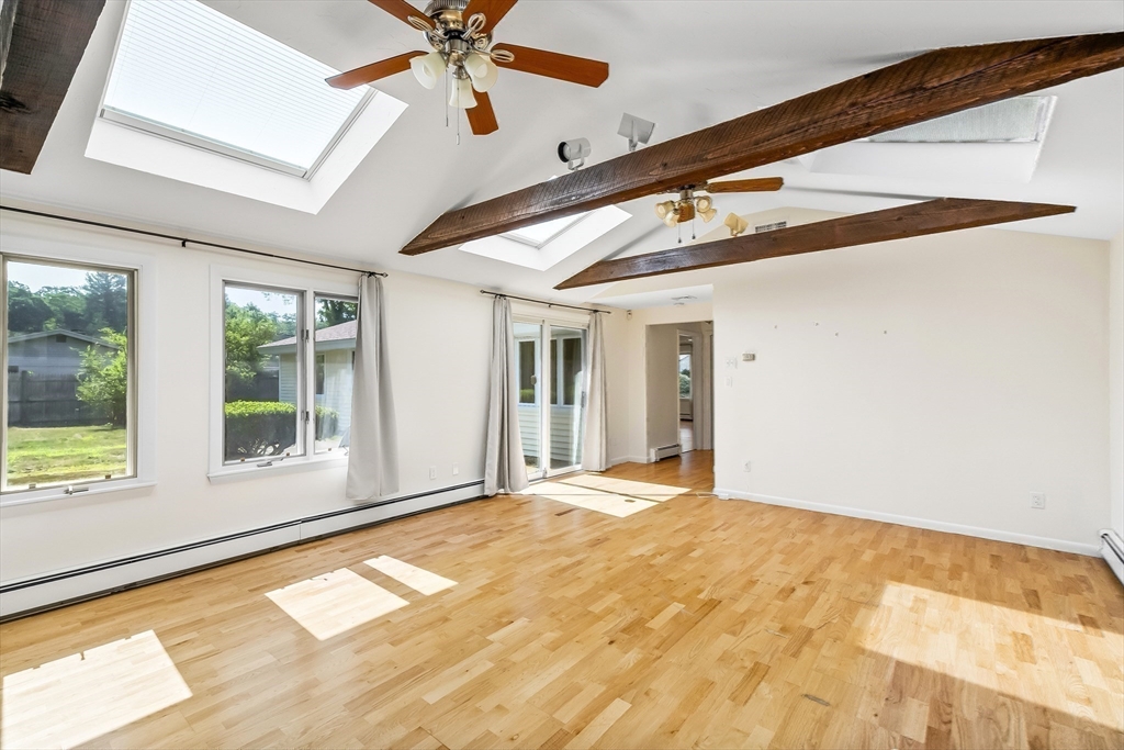 58 Cynthia Rd