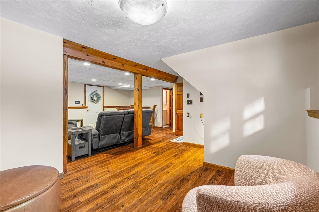 26 Barrows Ct