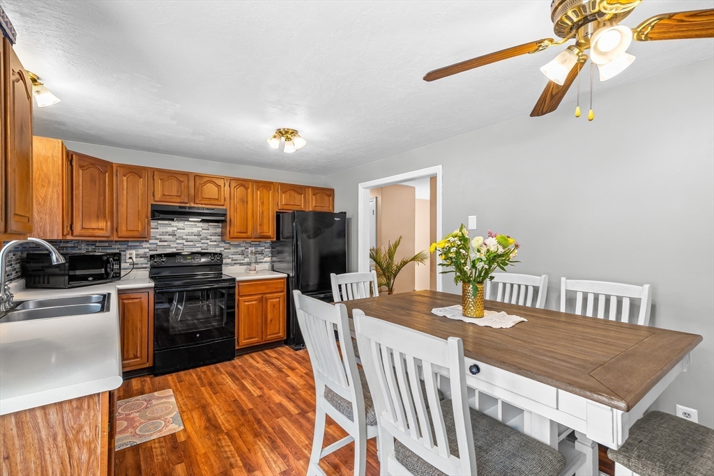 26 Barrows Ct
