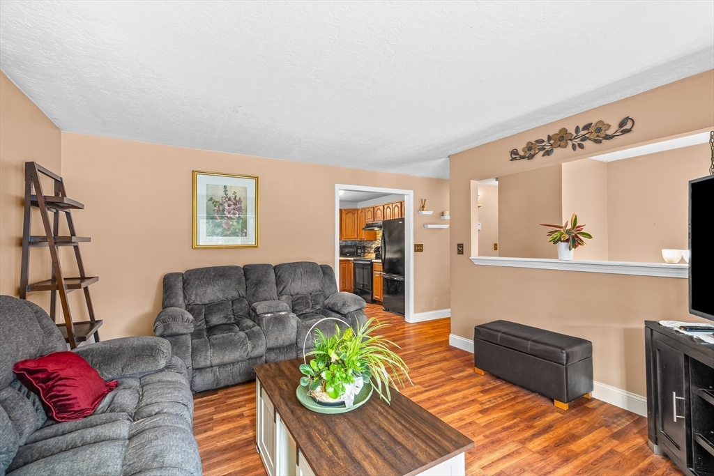26 Barrows Ct