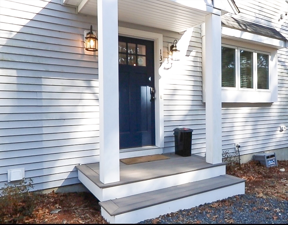 137-138 Sandy Beach Rd