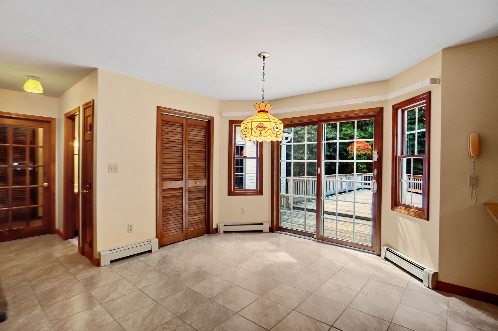 22 Danielle Ln