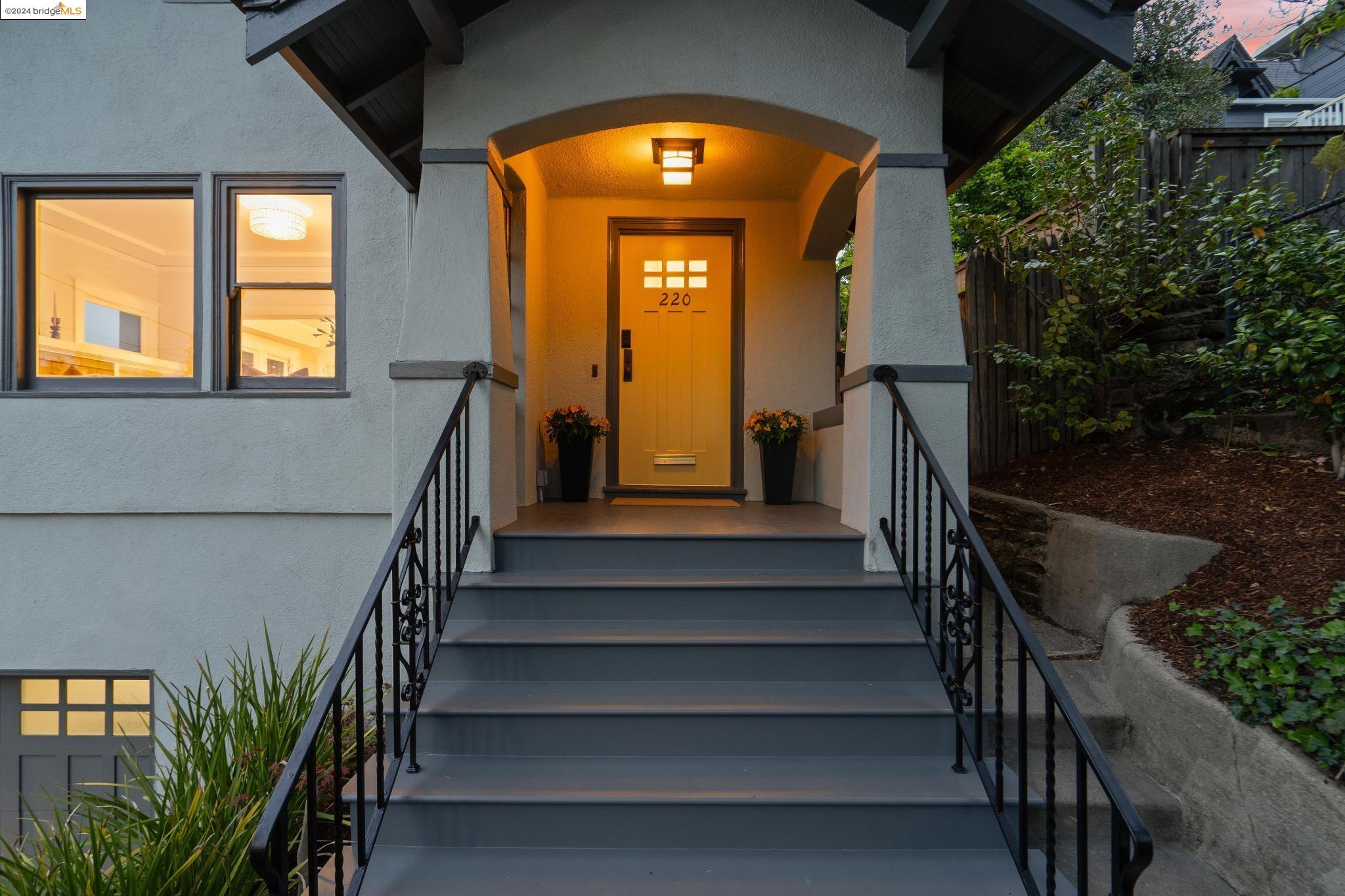 220 Howard Ave