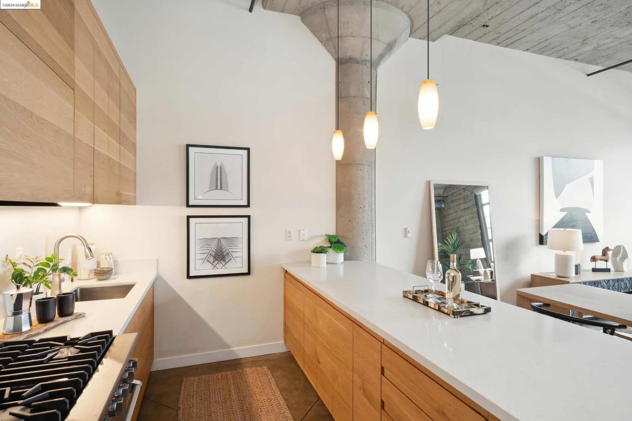 201 4Th St # 304